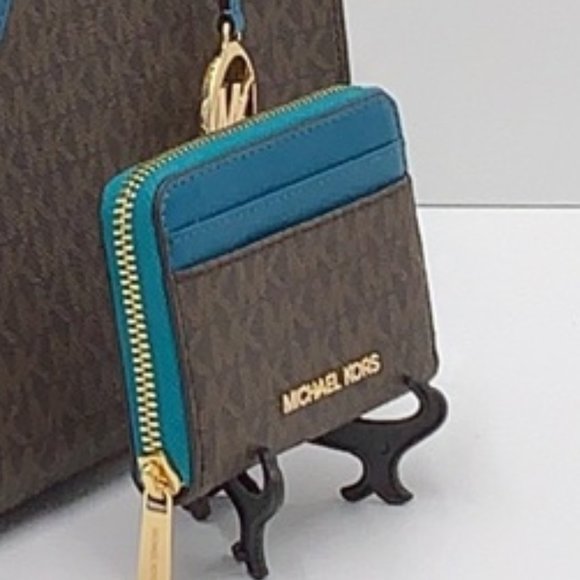 Michael Kors Jet Set MD ZA Card Case Wallet - Picture 16 of 16